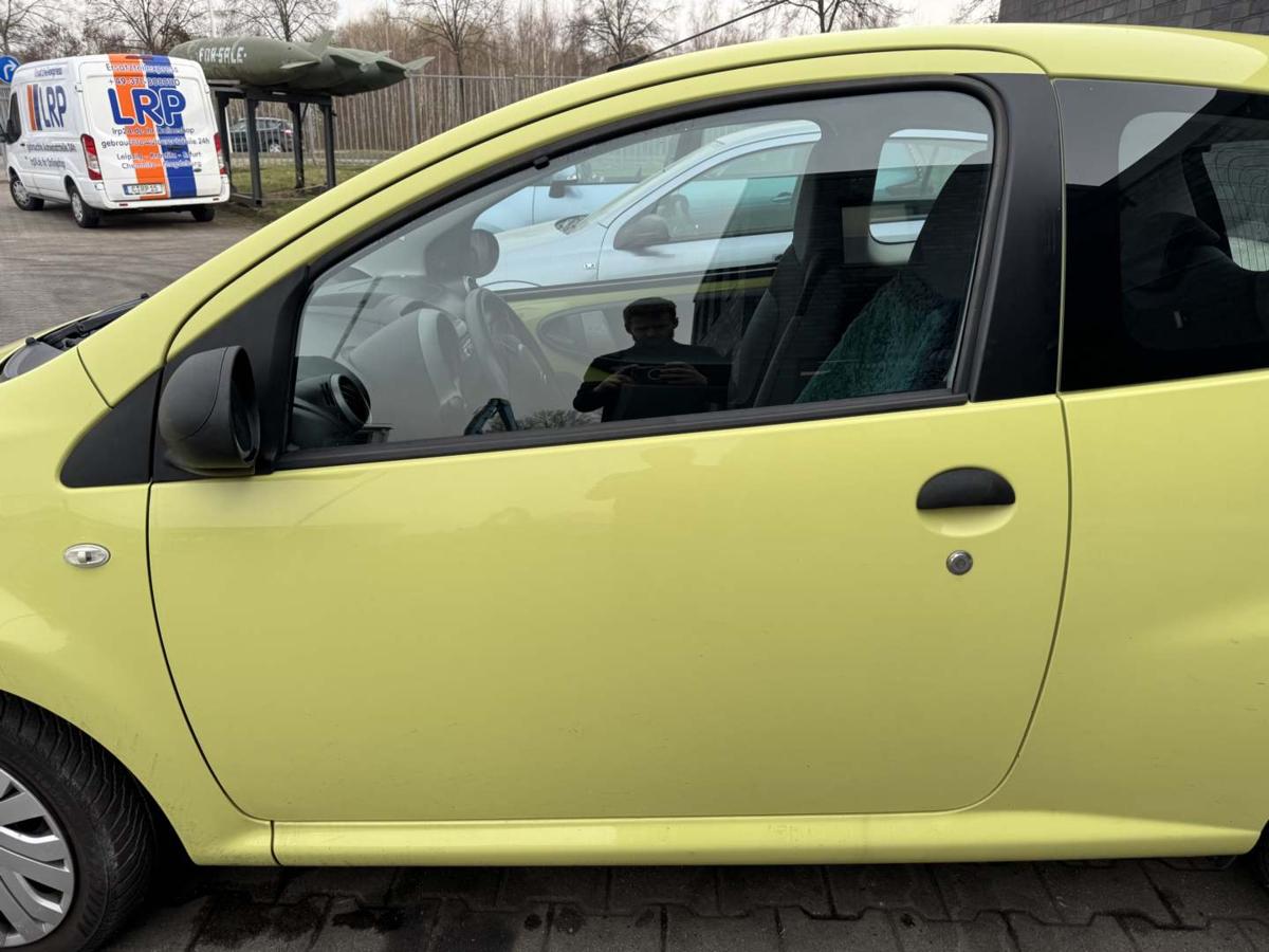 Citroen C1 original T&uuml;r links KBN Gelb 3-T&uuml;rer Rohbau Bj.2007